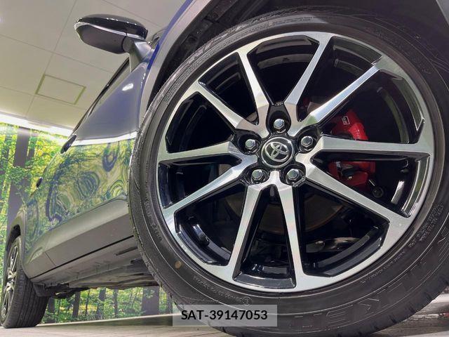 Toyota YARIS CROSS 2023-05 8884688-12