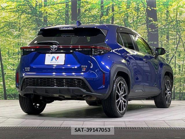 Toyota YARIS CROSS 2023-05 8884688-16