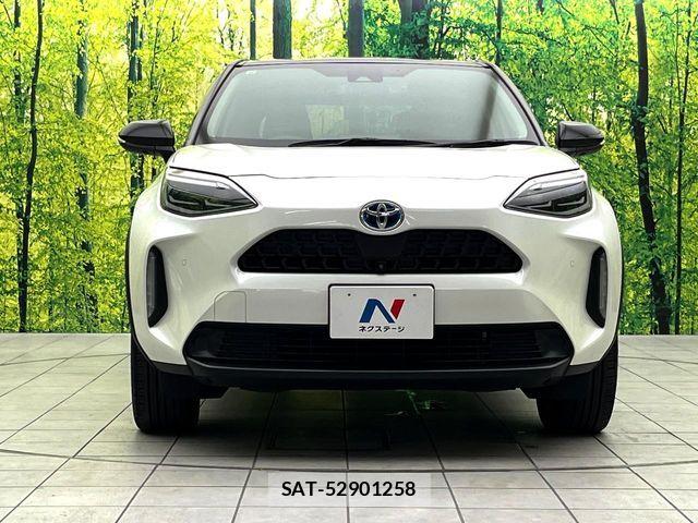 Toyota YARIS CROSS 2021-10 8884690-13