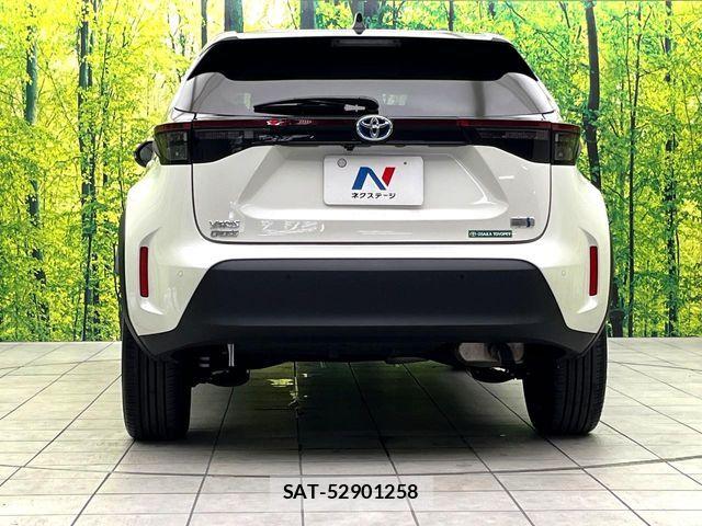 Toyota YARIS CROSS 2021-10 8884690-14