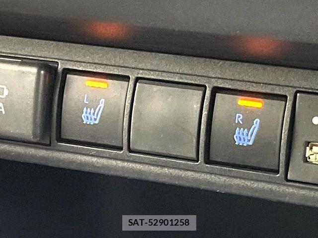 Toyota YARIS CROSS 2021-10 8884690-5