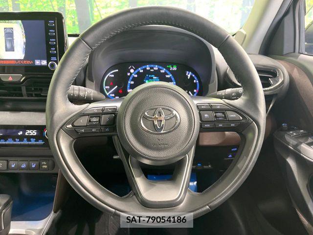 Toyota YARIS CROSS 2022-01 8884689-10