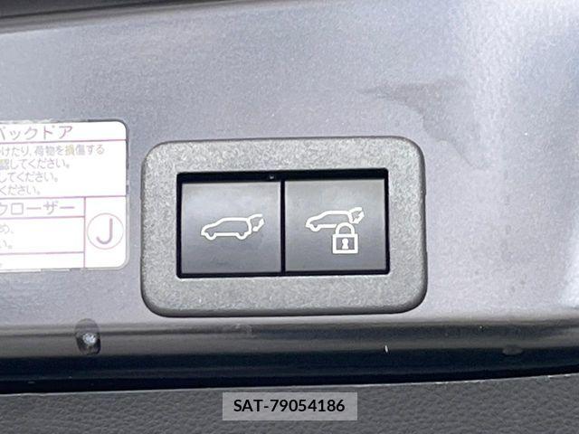 Toyota YARIS CROSS 2022-01 8884689-5