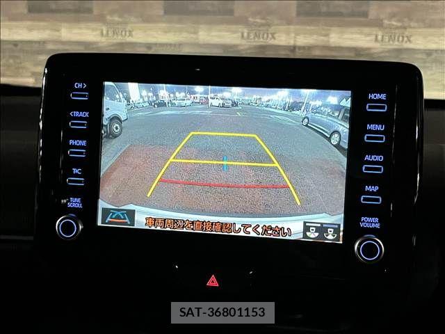 Toyota YARIS CROSS 2023-09 8884687-19