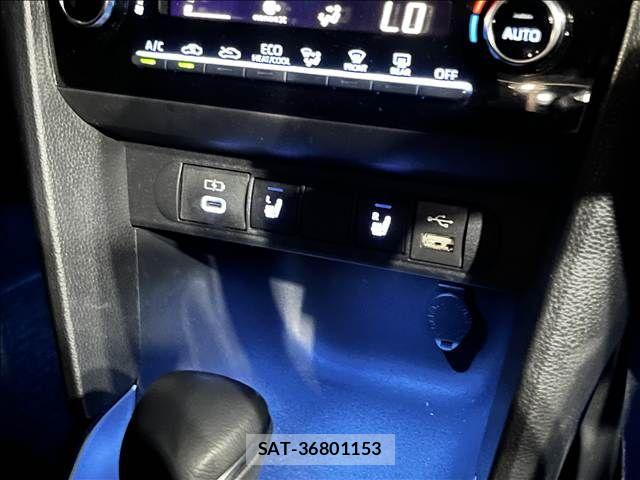 Toyota YARIS CROSS 2023-09 8884687-21