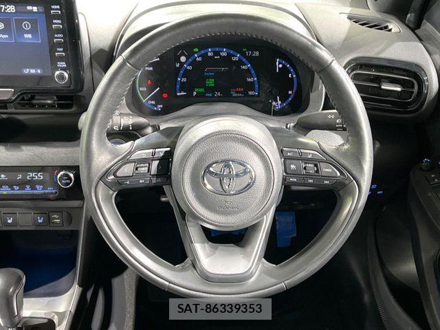Toyota YARIS CROSS 2024-01 8884692-10