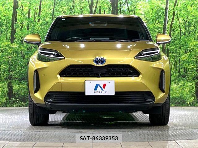 Toyota YARIS CROSS 2024-01 8884692-13