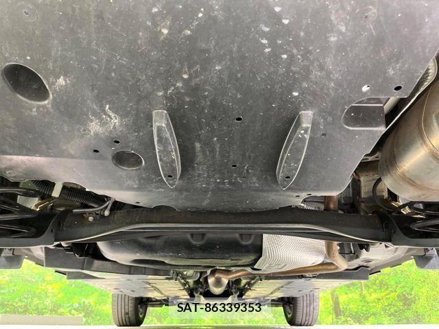 Toyota YARIS CROSS 2024-01 8884692-18