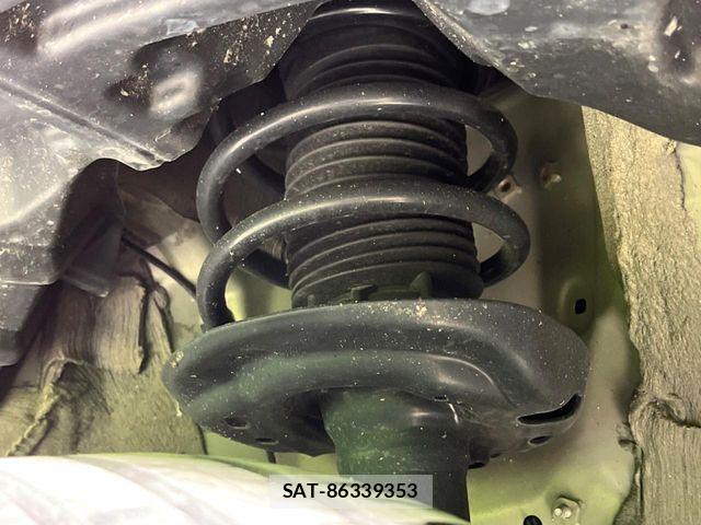 Toyota YARIS CROSS 2024-01 8884692-19