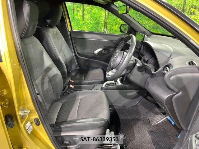Toyota YARIS CROSS 2024-01 8884692-7