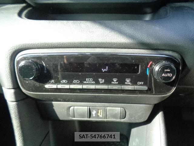 Toyota YARIS 2021-12 631649-9