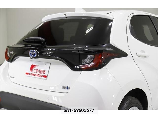 Toyota YARIS 2022-12 904148-10