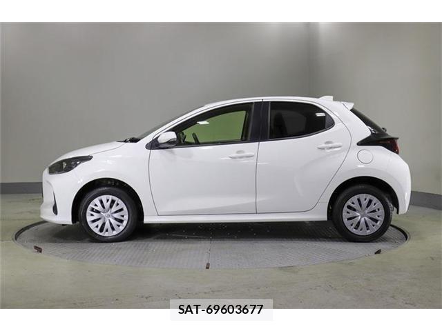 Toyota YARIS 2022-12 904148-3