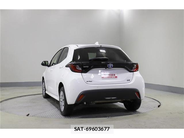 Toyota YARIS 2022-12 904148-4