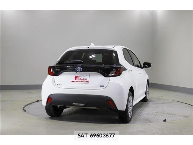 Toyota YARIS 2022-12 904148-6