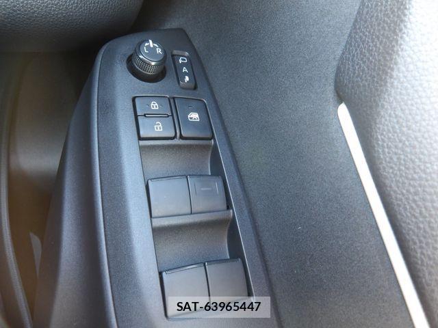 Toyota YARIS 2023-04 1447509-9