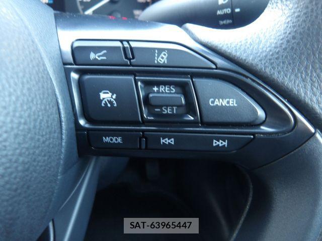 Toyota YARIS 2023-04 1447509-22