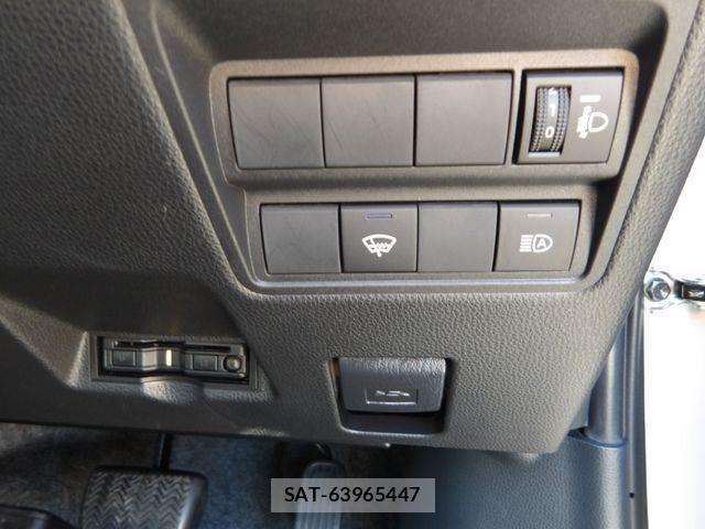 Toyota YARIS 2023-04 1447509-24