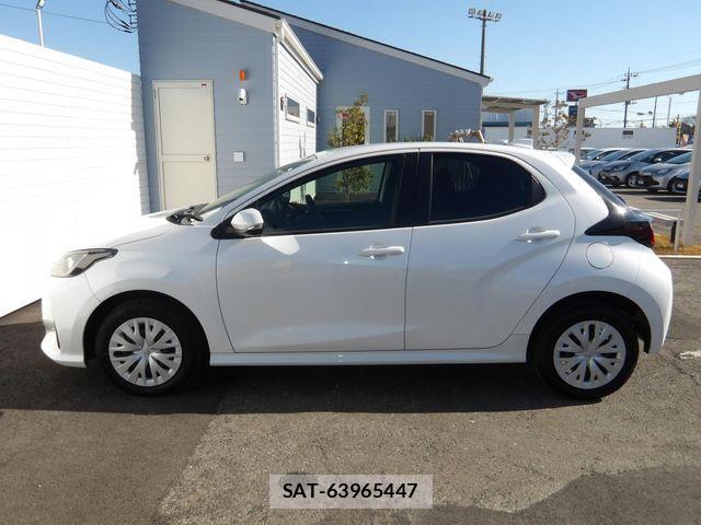 Toyota YARIS 2023-04 1447509-28