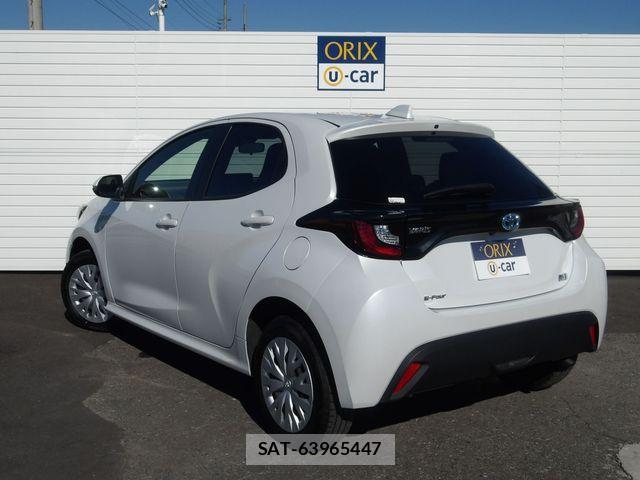 Toyota YARIS 2023-04 1447509-2