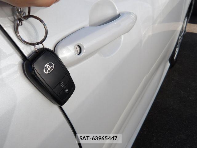 Toyota YARIS 2023-04 1447509-7