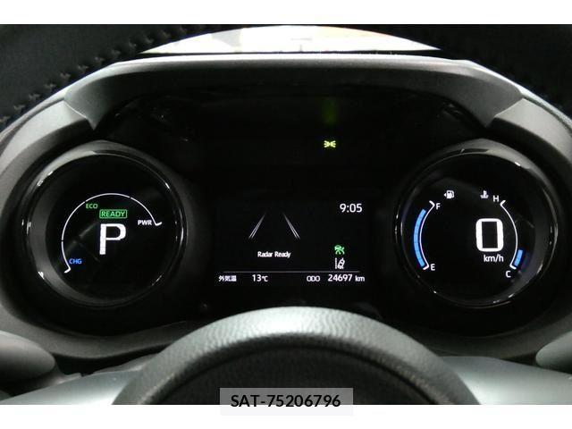 Toyota YARIS 2020-03 1555729-25