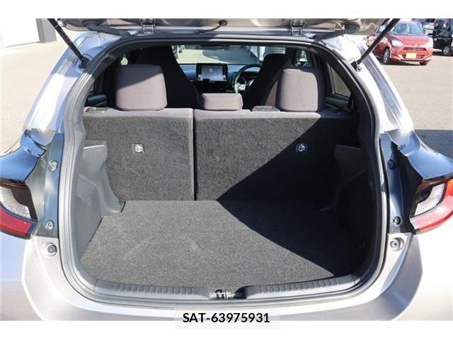 Toyota YARIS 2023-12 4112238-9