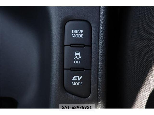 Toyota YARIS 2023-12 4112238-18