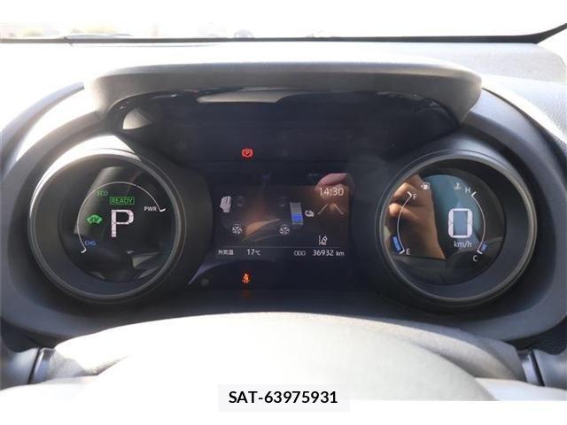 Toyota YARIS 2023-12 4112238-19