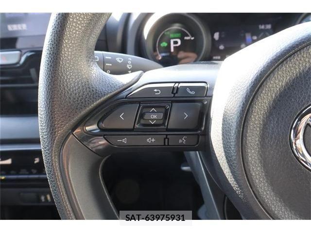 Toyota YARIS 2023-12 4112238-25