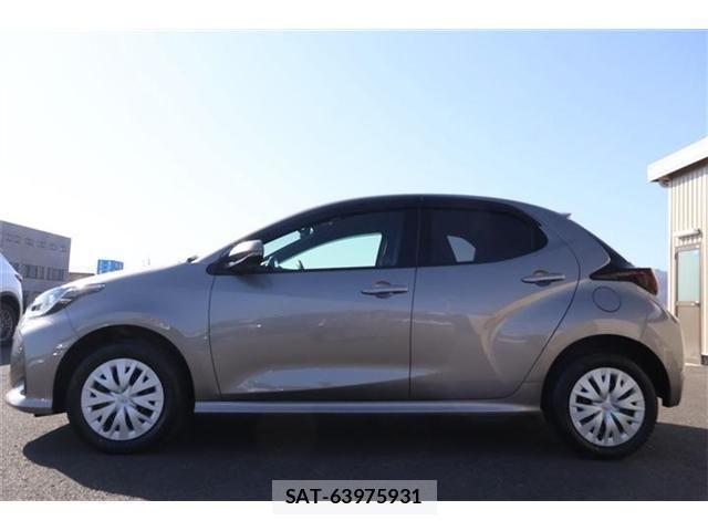Toyota YARIS 2023-12 4112238-29