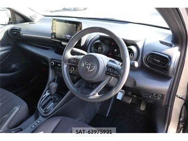 Toyota YARIS 2023-12 4112238-6