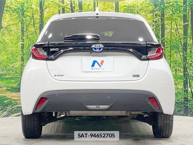 Toyota YARIS 2023-02 5884390-15