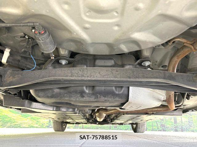 Toyota YARIS 2023-03 5884360-18