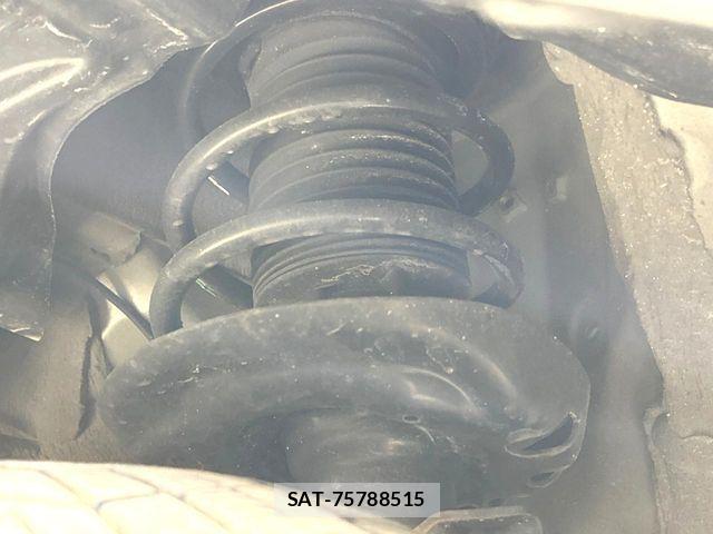 Toyota YARIS 2023-03 5884360-19