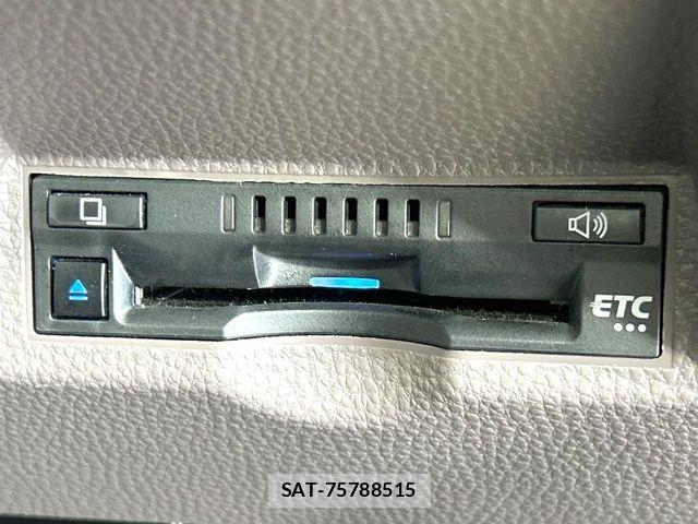Toyota YARIS 2023-03 5884360-6