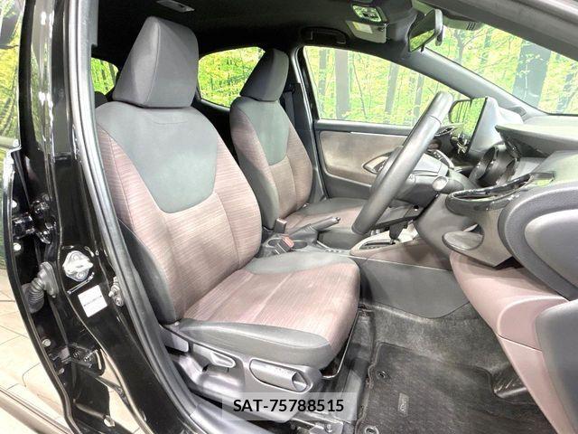 Toyota YARIS 2023-03 5884360-7