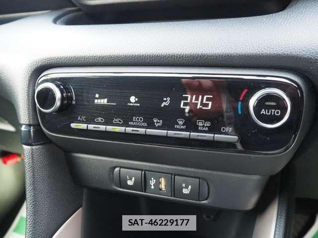 Toyota YARIS 2021-01 5884395-14