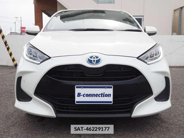 Toyota YARIS 2021-01 5884395-3