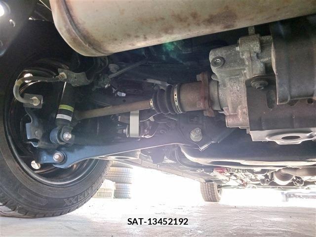 Toyota YARIS 2021-03 6024199-15