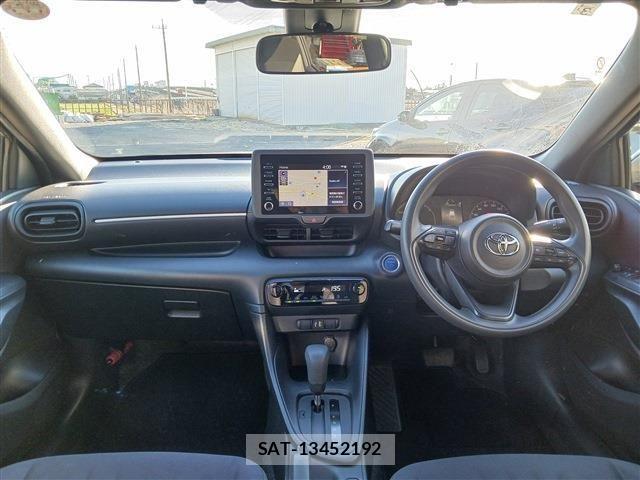 Toyota YARIS 2021-03 6024199-4