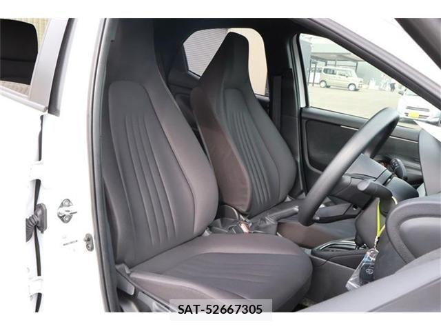 Toyota YARIS 2024-11 6248648-9