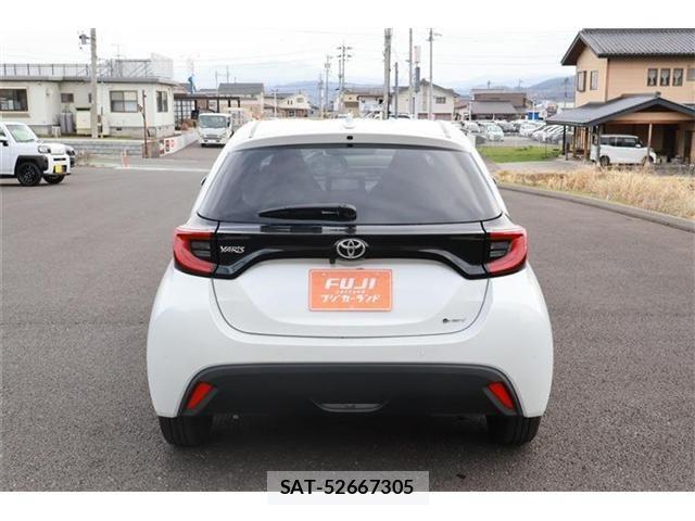 Toyota YARIS 2024-11 6248648-15