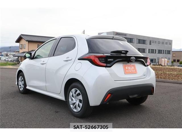 Toyota YARIS 2024-11 6248648-17