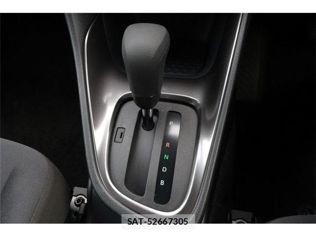 Toyota YARIS 2024-11 6248648-19