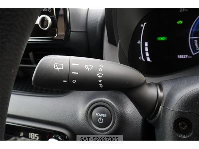 Toyota YARIS 2024-11 6248648-23