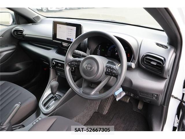Toyota YARIS 2024-11 6248648-8