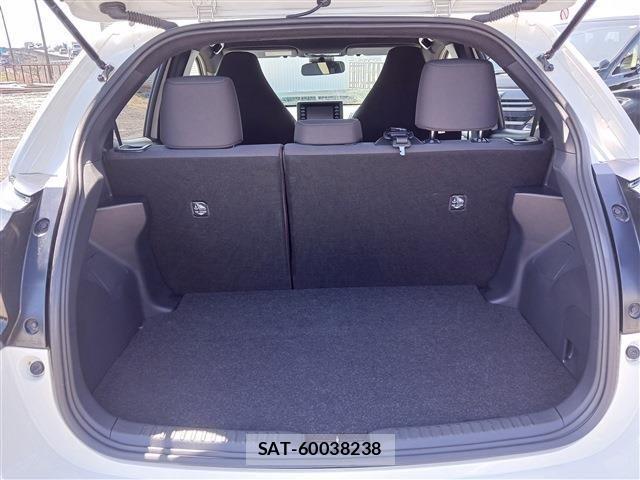 Toyota YARIS 2021-03 6248656-12