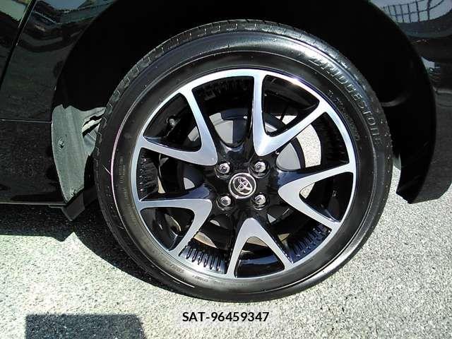 Toyota YARIS 2025-01 6307460-11