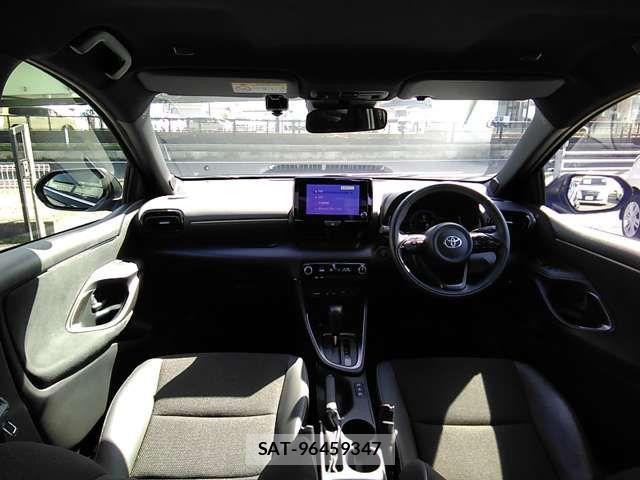 Toyota YARIS 2025-01 6307460-3